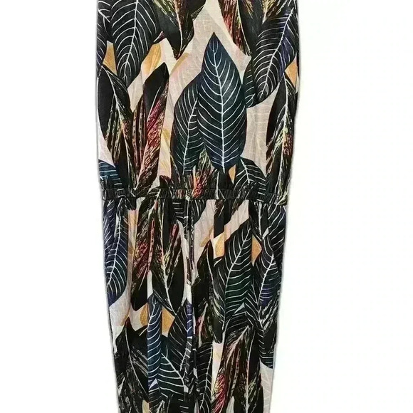 Stylish Leaf Print Jumpsuit - Perfect Summer Outfit - Picture 1 of 5